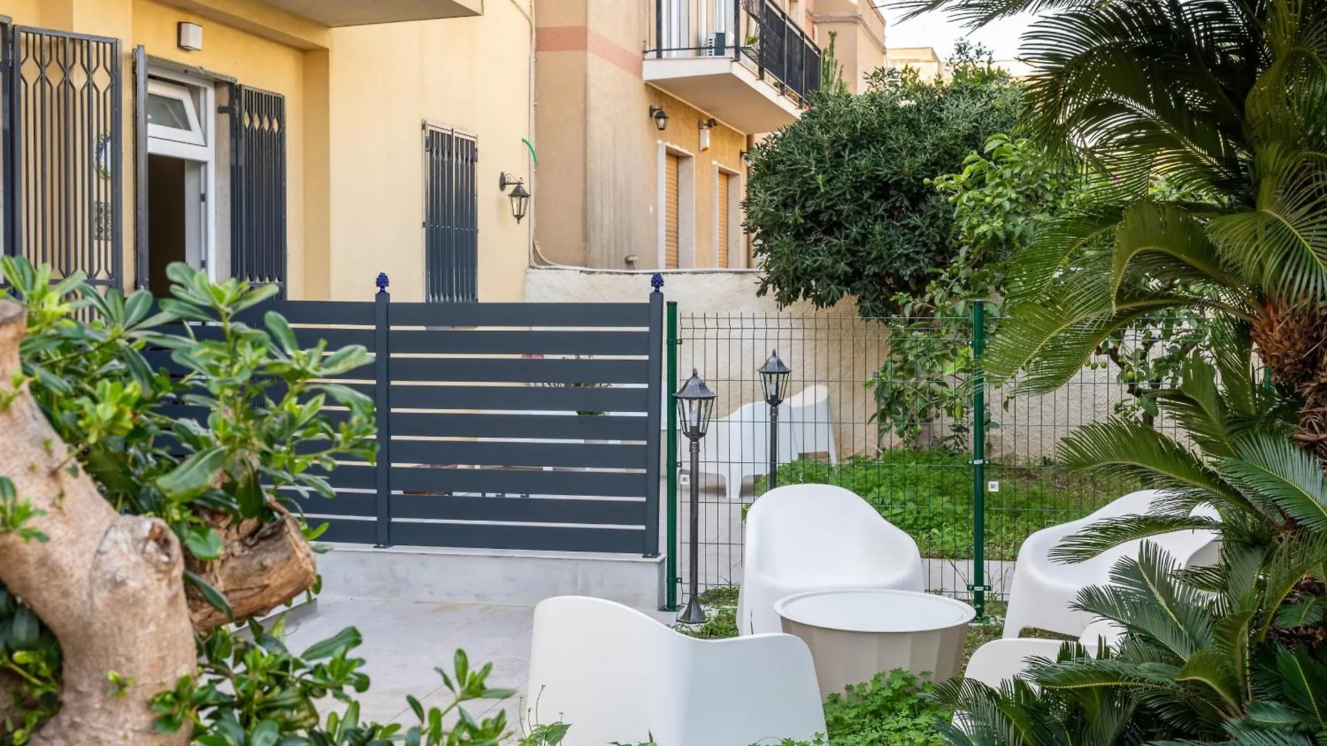 Gianna E Mimmo Apartments With Garden By Wonderful Italy Syracuse Italia